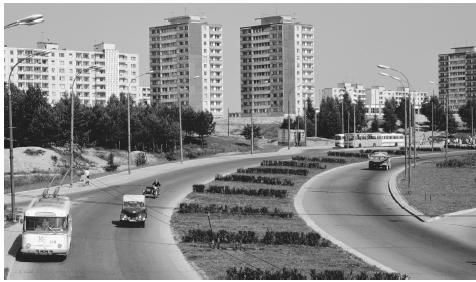 Vehicles dot a highway in the Lithuanian capital of Vilnius in 1975.